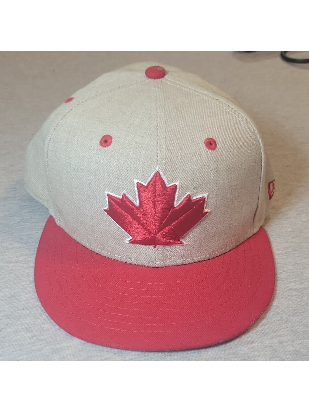 Toronto Blue Jays New Era 59FIFTY Canada Maple Leaf Fitted Hat Gray Red